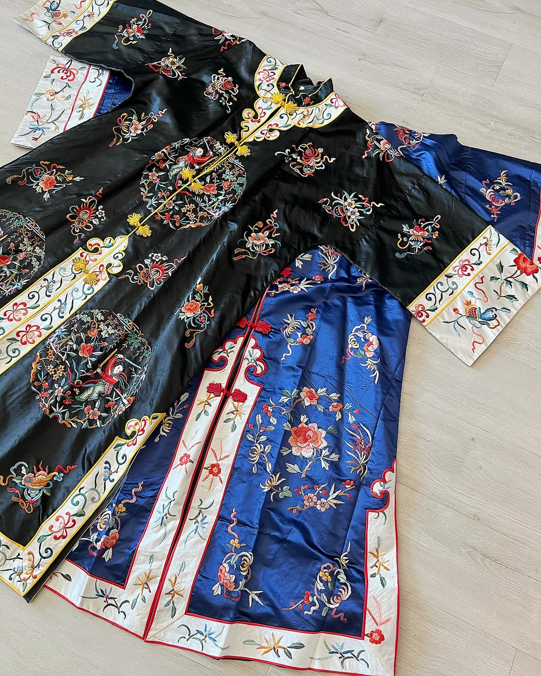 Authentic online Chinese raw silk hand embroidered kimono jacket